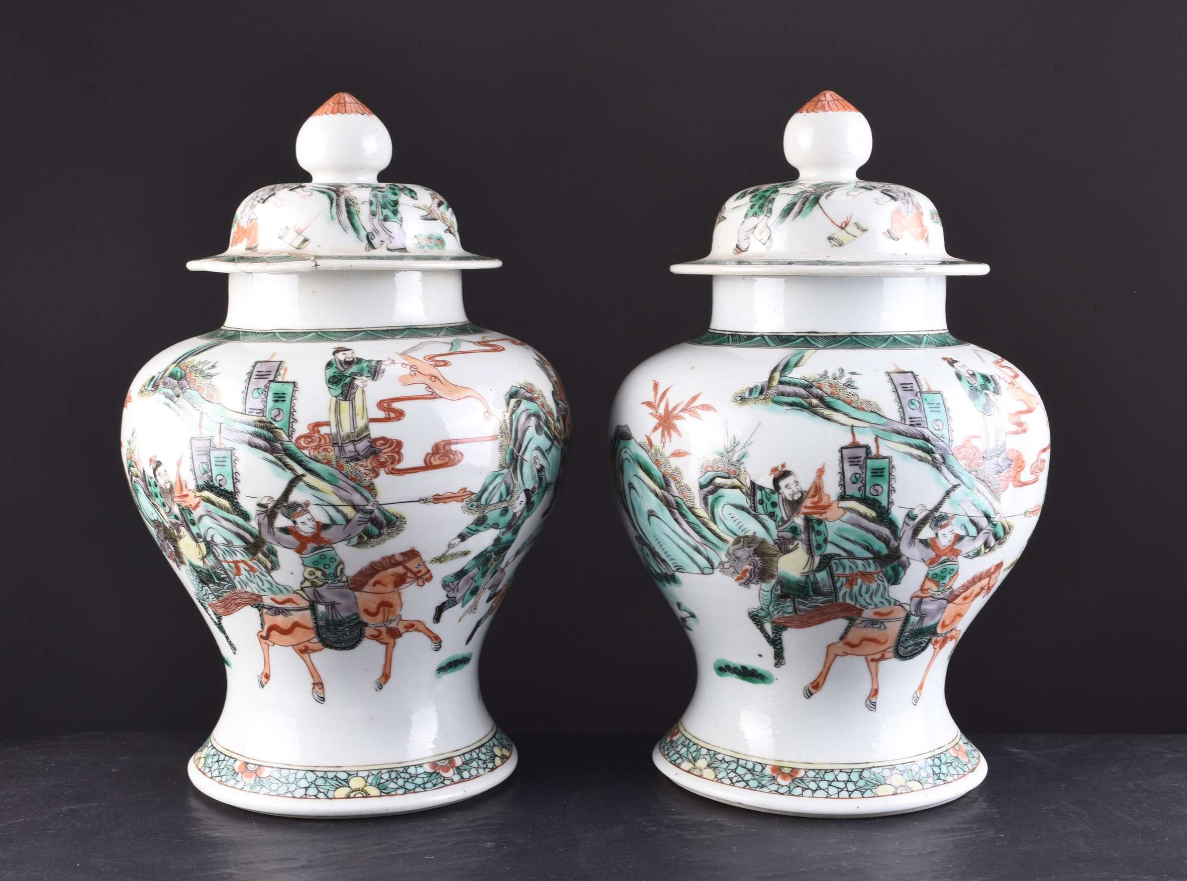 The 19th century famille verte vases and covers discovered in Aberystwyth sold  for £440.